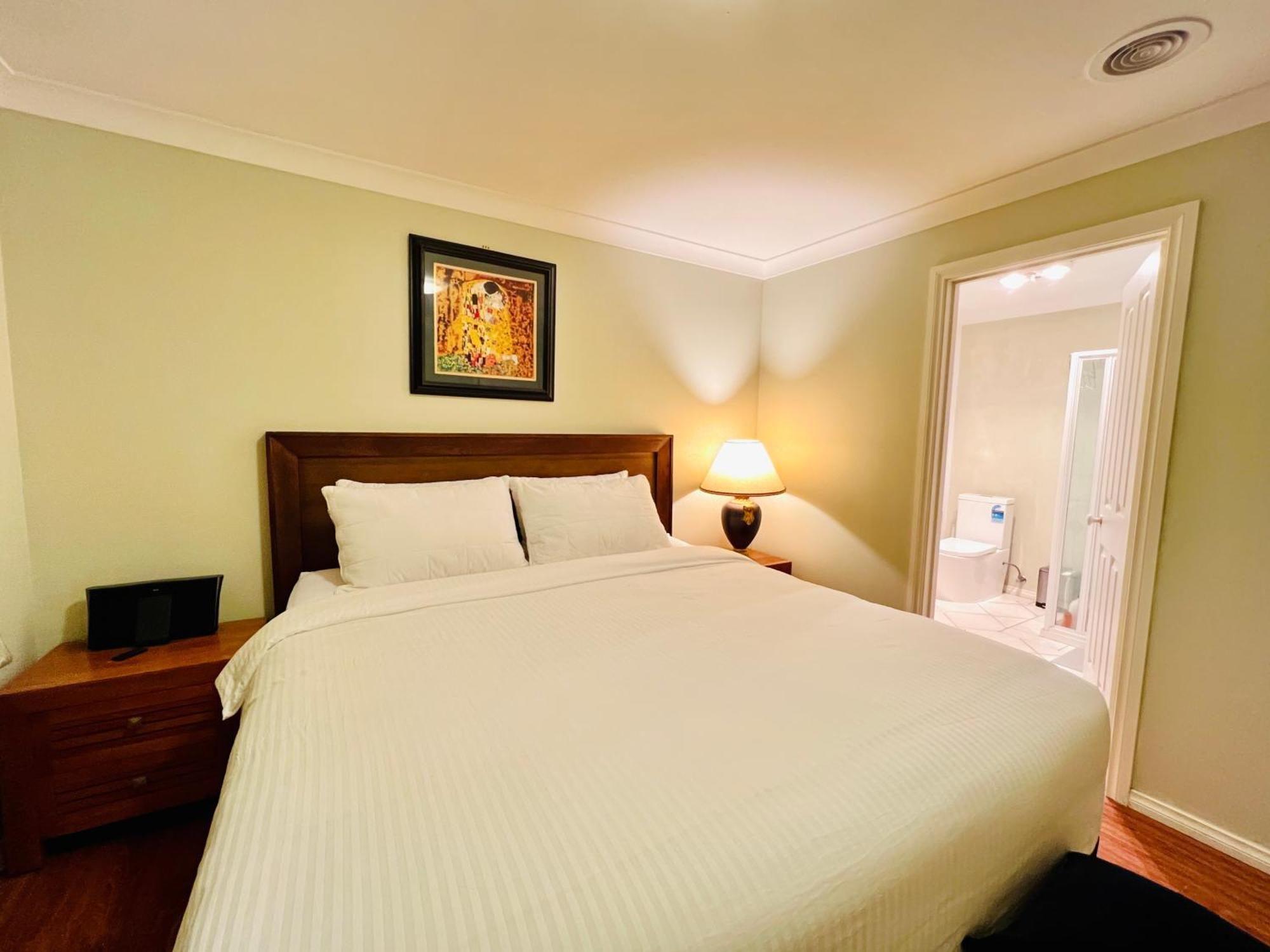 Spacious 6 Bedroom Holiday Home 15 Min Away From Melbourne Airport Sydenham Exterior photo