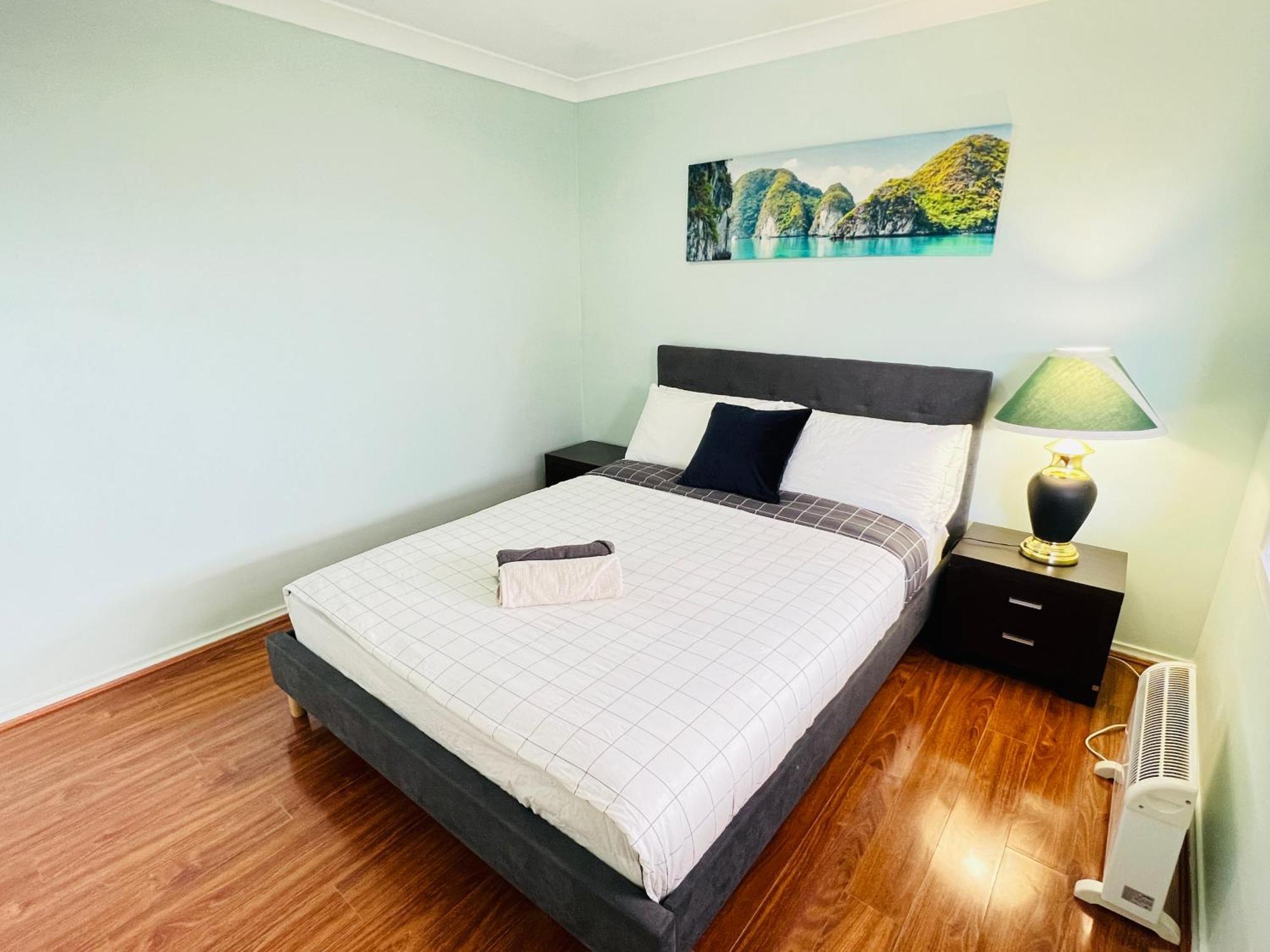 Spacious 6 Bedroom Holiday Home 15 Min Away From Melbourne Airport Sydenham Exterior photo